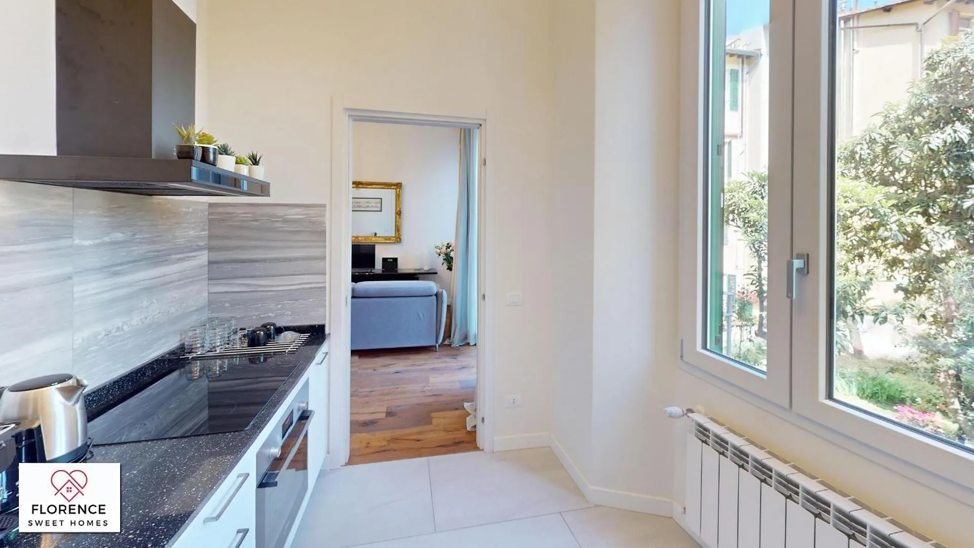 Central Rail Apartment By Florence Sweet Homes Italy